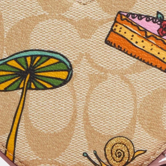 Coach Heart-Shaped Wristlet Mushroom Snail Cake NWT $150 - Picture 5 of 10